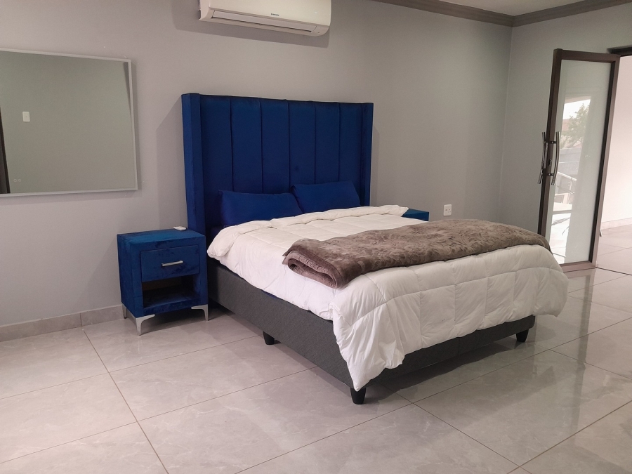 6 Bedroom Property for Sale in Kosmos Ridge North West